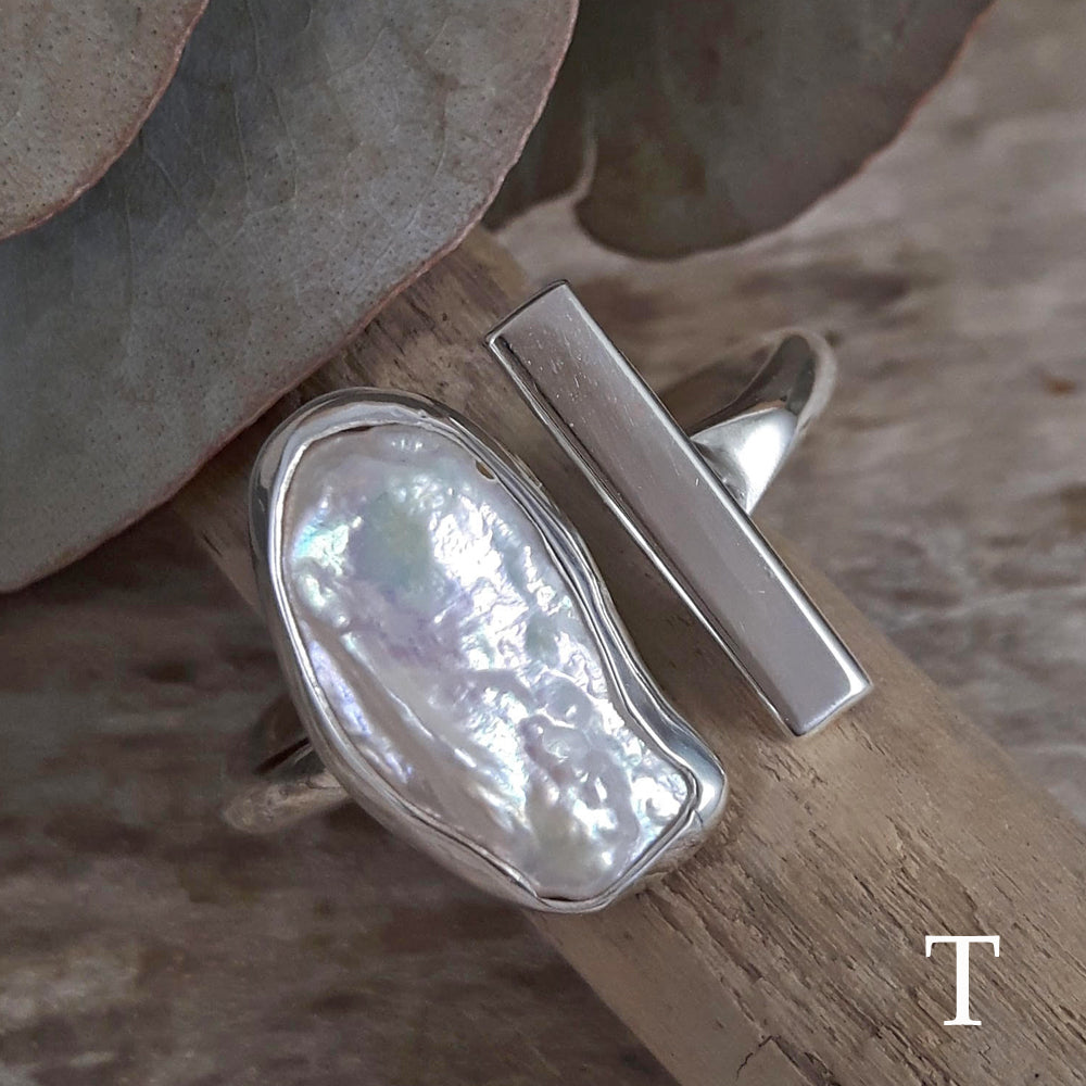 Luminous Biwa Pearl Ring