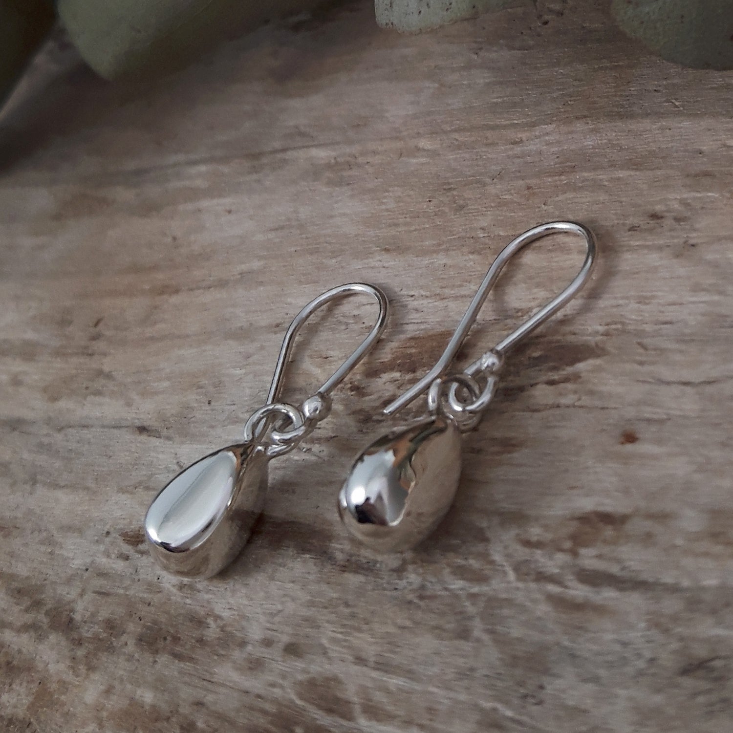 Minimalist Teardrop Drop Earrings