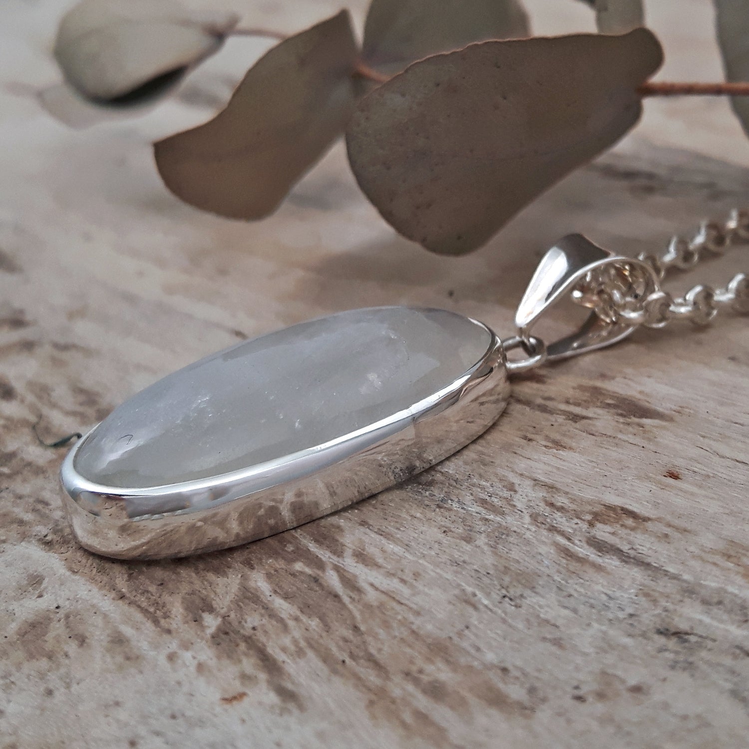 Monet Moonstone Med Pendant Oval A