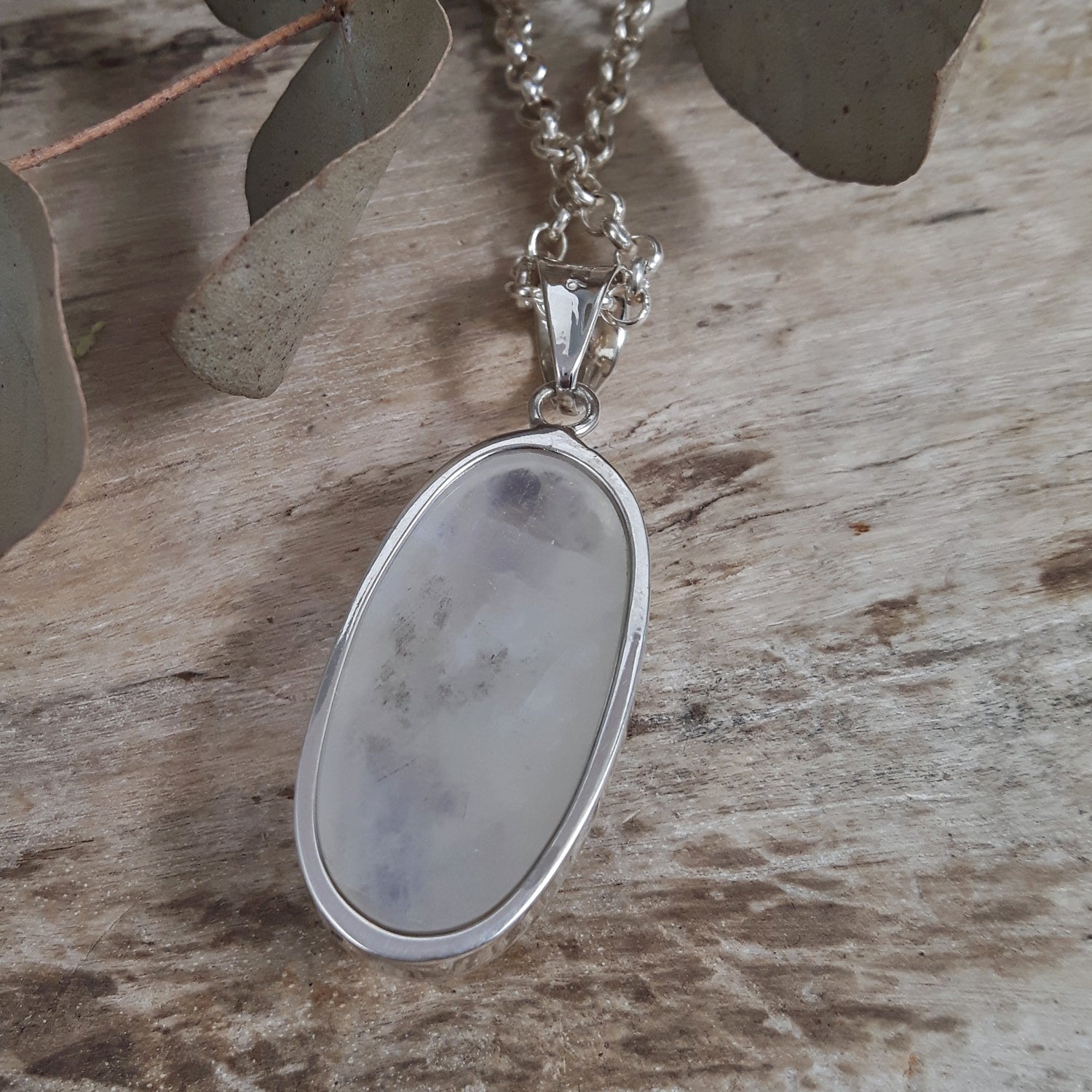 Monet Moonstone Med Pendant Oval A