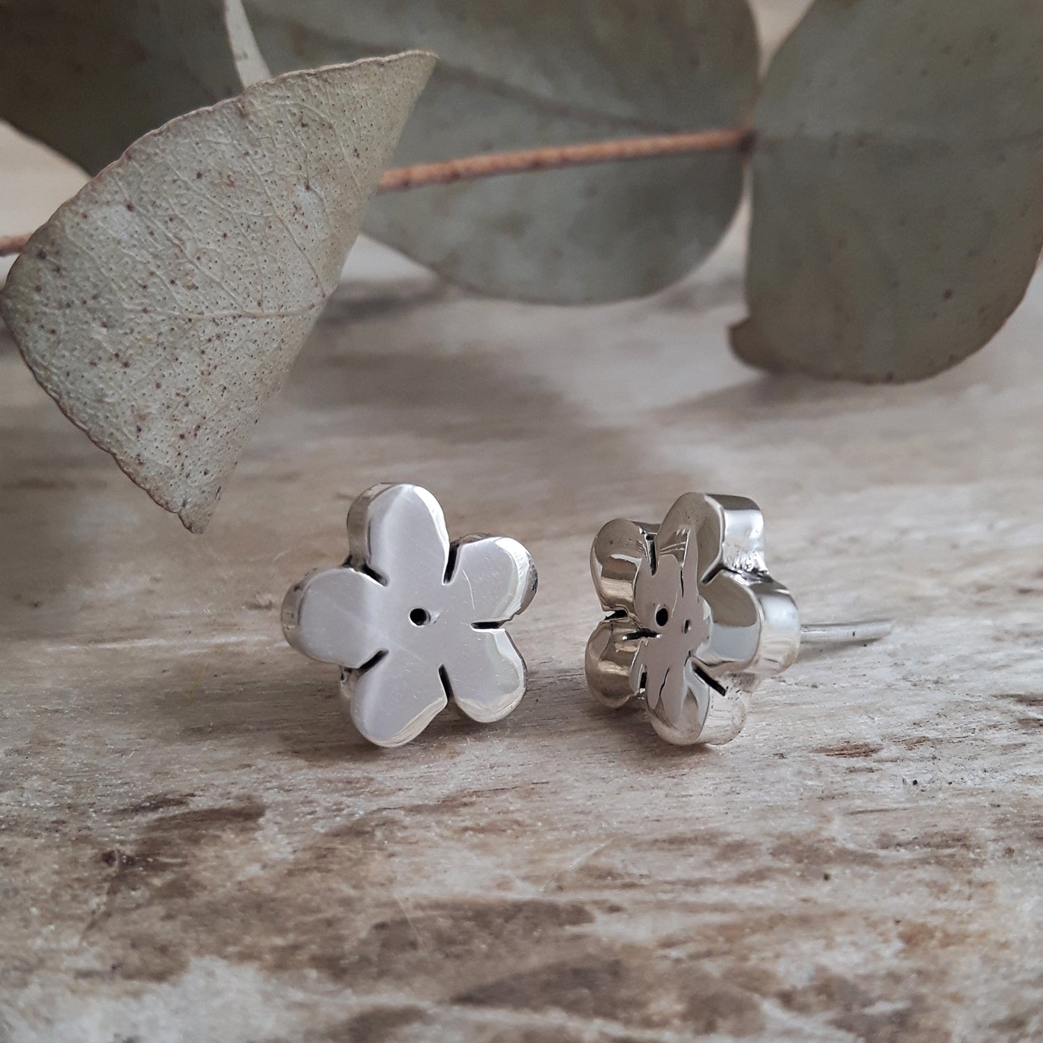Muse Flower Stud Earrings