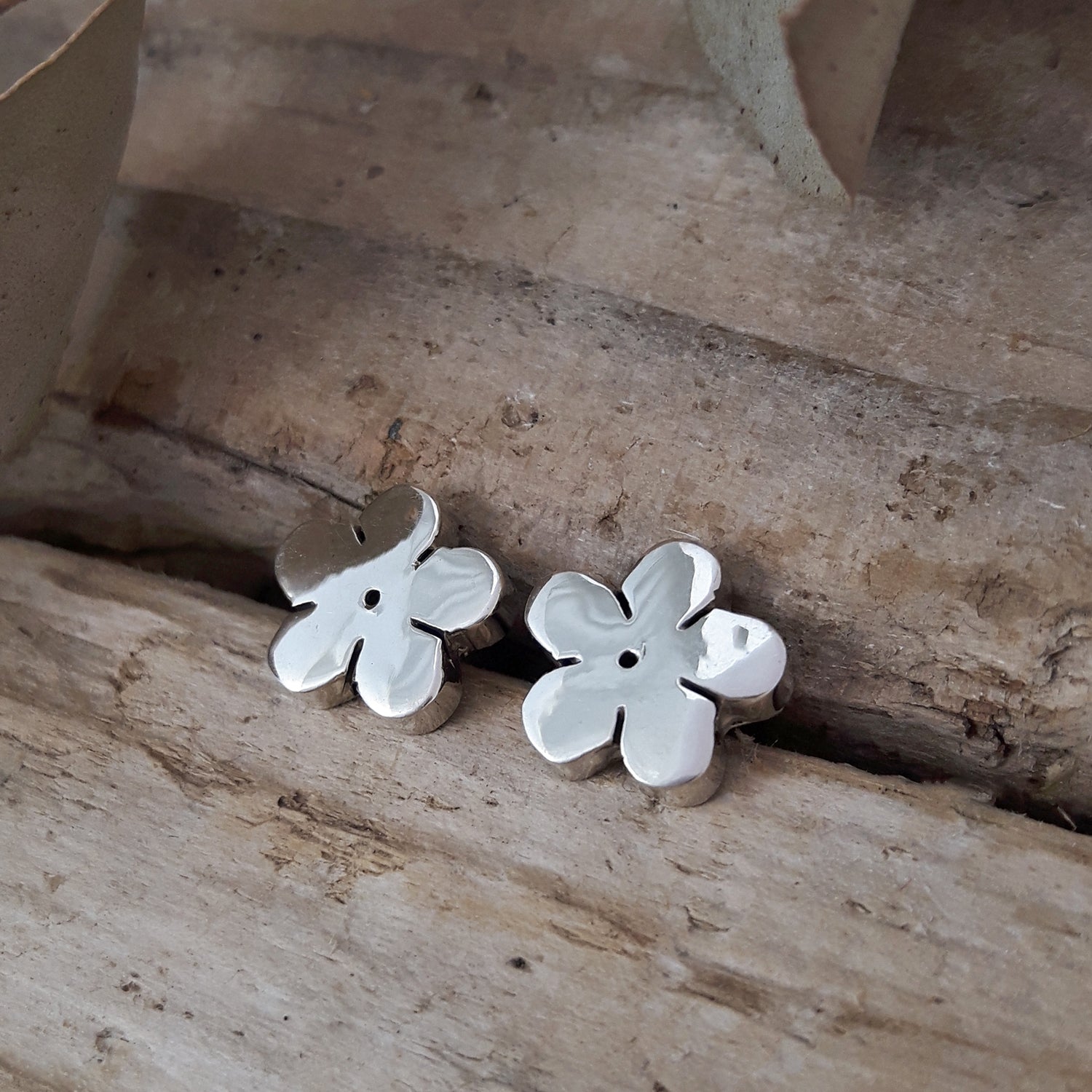 Muse Flower Stud Earrings