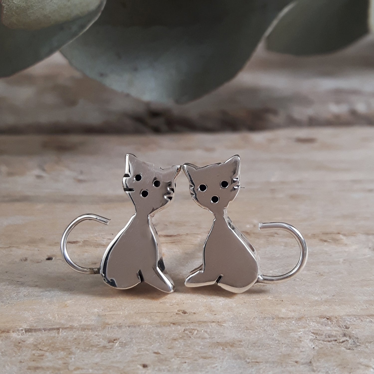 Muse Kitty Cat Stud Earrings