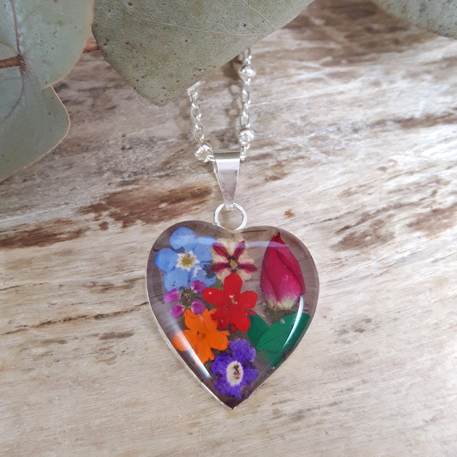 Flores Multi Real Flower Heart Medium Pendant