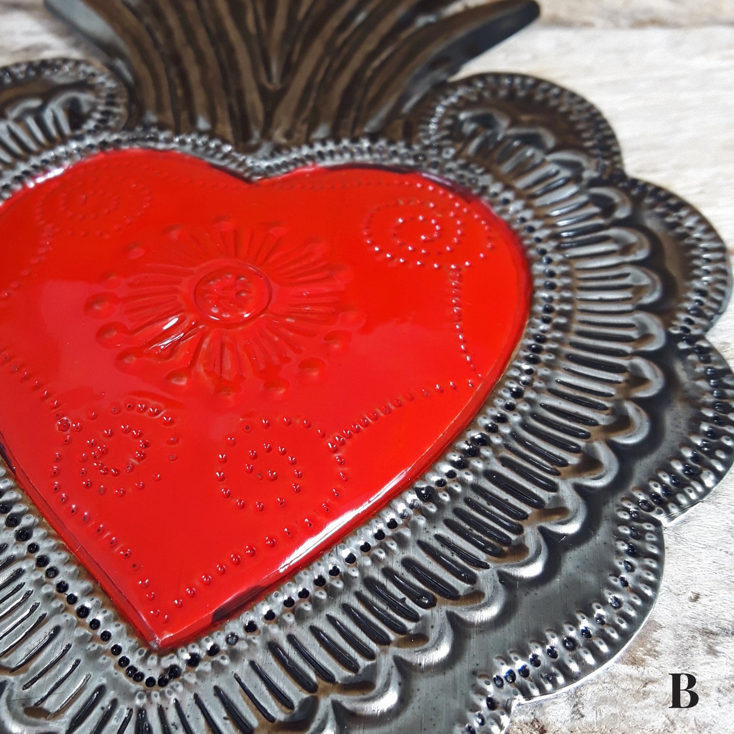 Sacred Heart Red Handcrafted Tin Decorations - B