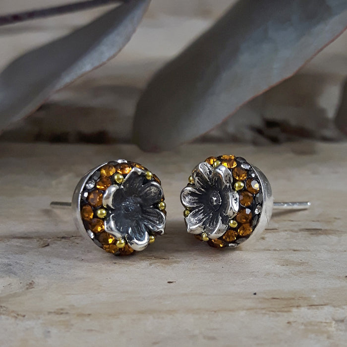 Allegra Catrina Vintage Stud Earrings