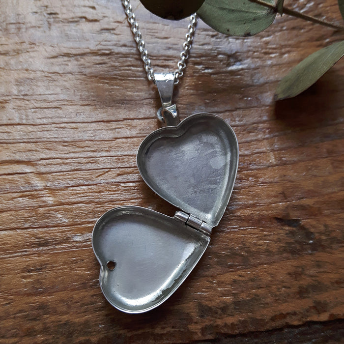 FURTHER REDUCED! Classic Heart Locket