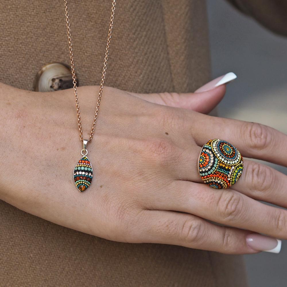 Allegra Vintage Dream Leaf Pendant