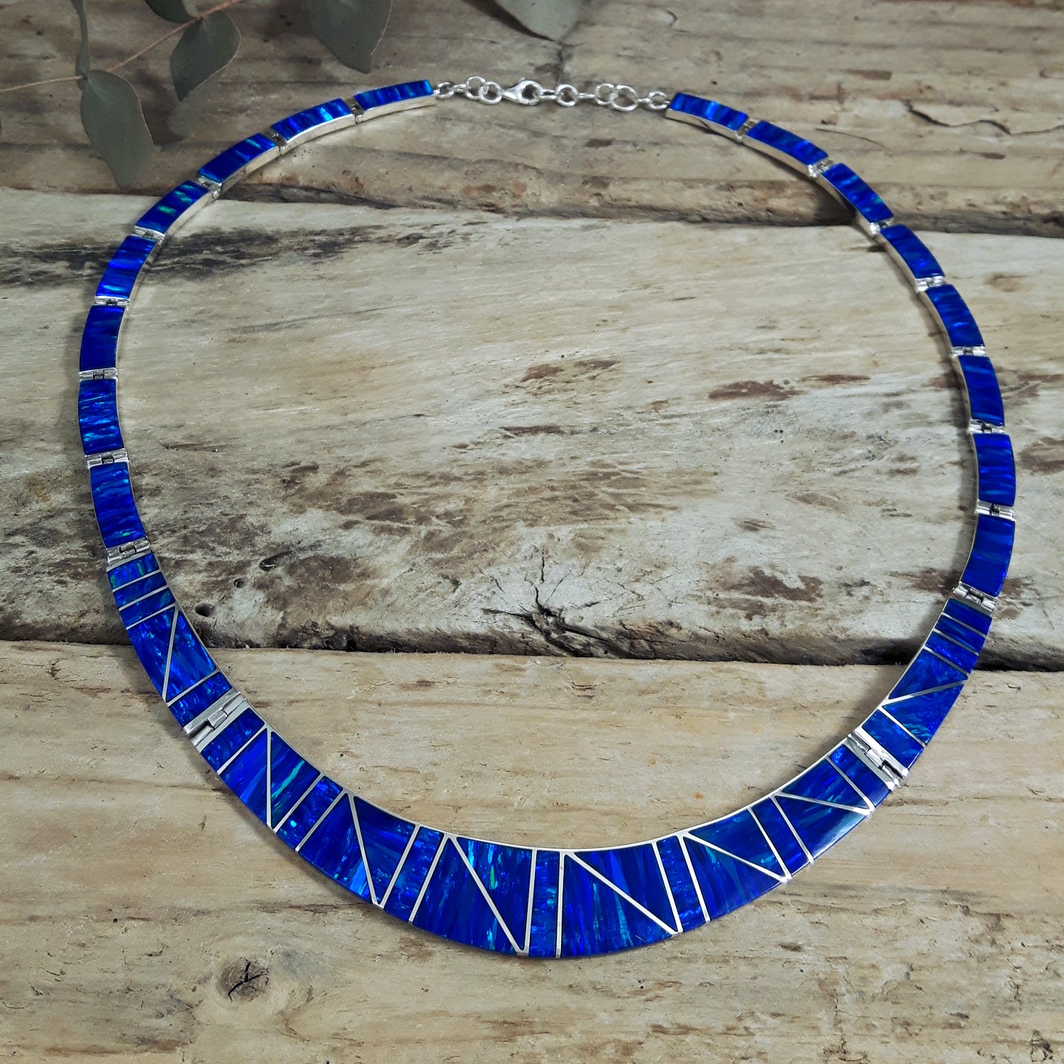Flinder Nouveau Blue Necklace