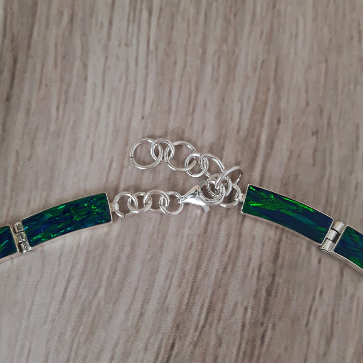 Flinder Nouveau Emerald Necklace
