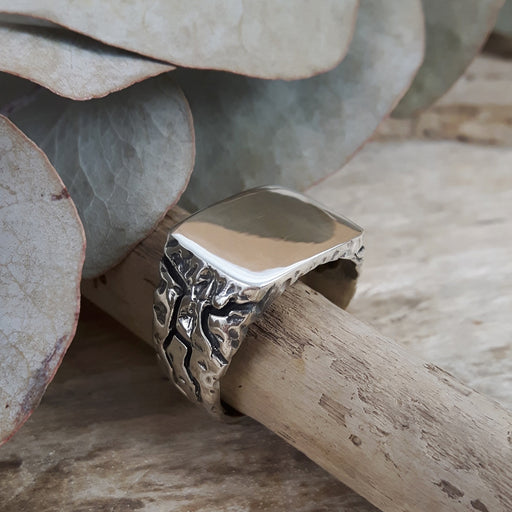 Foresta Ivor Signet Ring