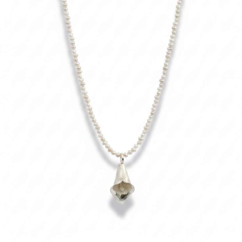 Foresta Calla Lily & Pearl Necklace - Hanging