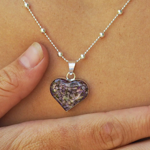 Flores Heather Heart Medium Pendant