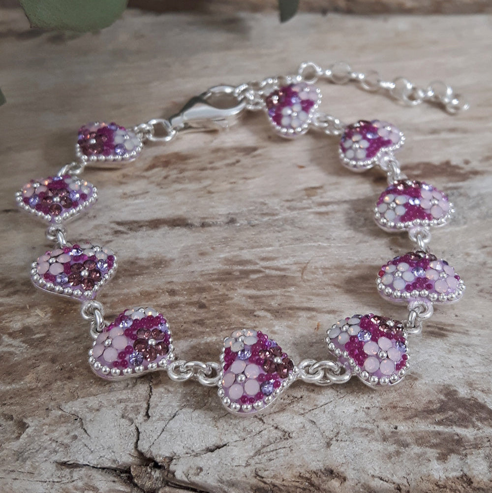 close up lilac heart bracelet detail

