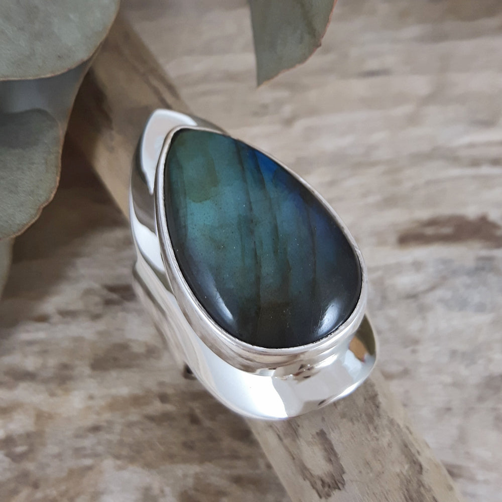 Monet Labradorite Teardrop L Ring B