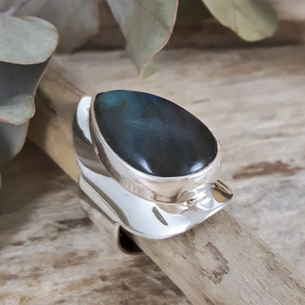 Monet Labradorite Teardrop L Ring B