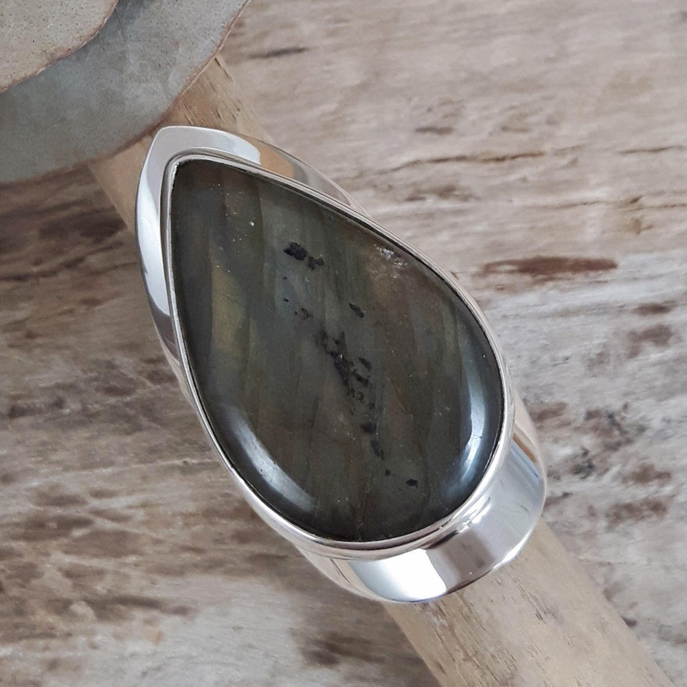 Monet Labradorite Teardrop XL02 Adjustable Ring A