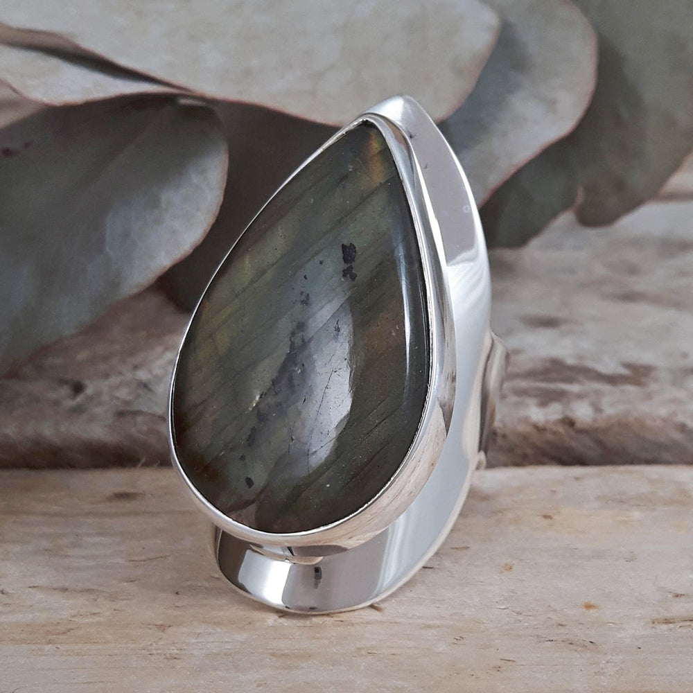 Monet Labradorite Teardrop XL02 Adjustable Ring A