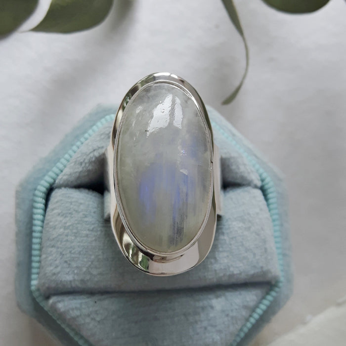 Monet Moonstone Oval L Ring A
