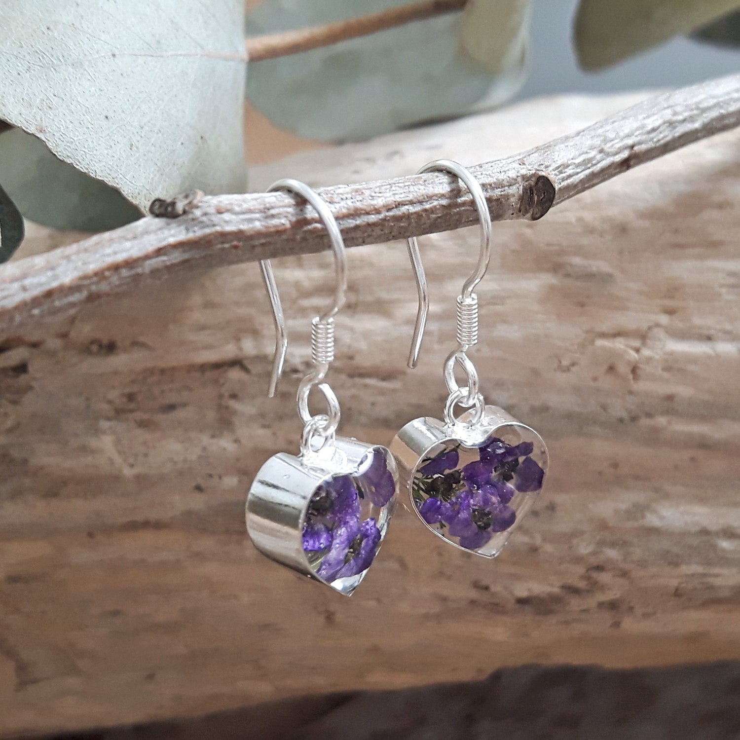 Flores Heather Heart Drop earrings