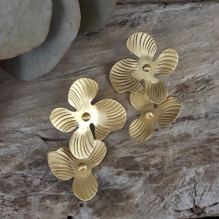 Viola Gold Large Stud Earrings