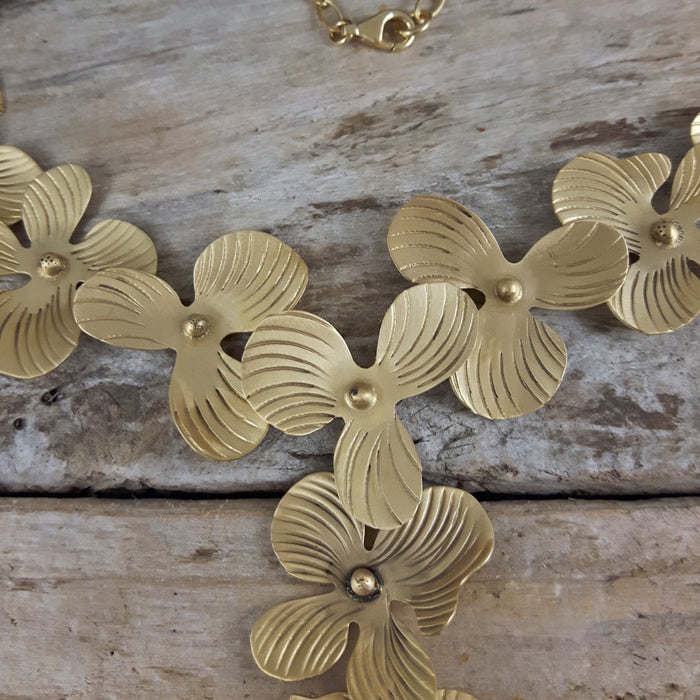 Viola Gold Necklace