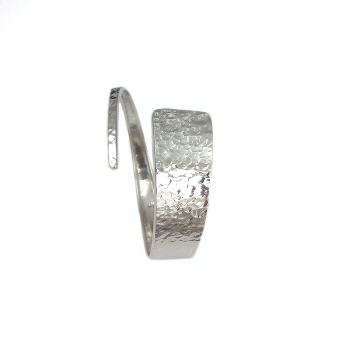 Hammered Cuff  Oonth