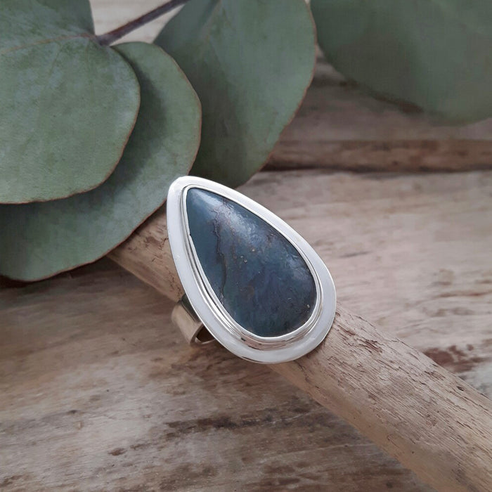 Dali Mexican Lapis M Teardrop Ring A