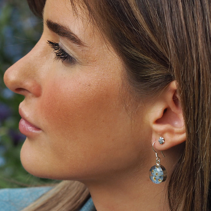 Flores Forget-Me-Not Round Drop Earring