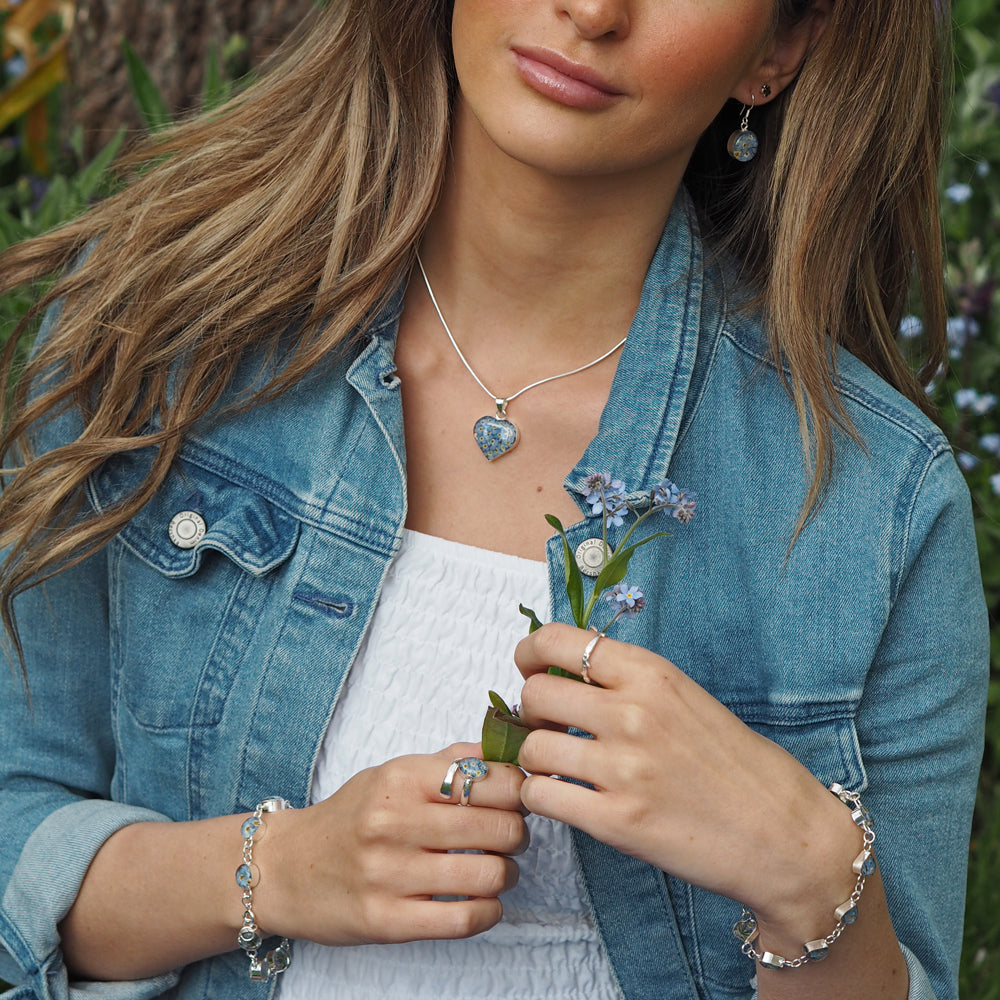 Flores Forget-Me-Not Adjustable Ring