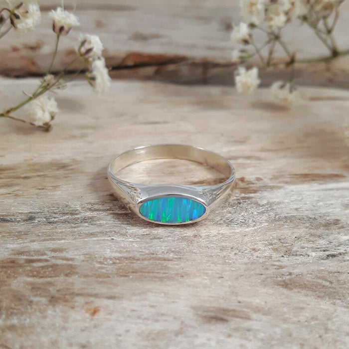 Flinder Signet Oval Turquoise Ring