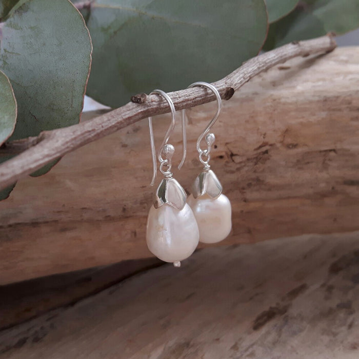 Lilith Small Pearl Drop Earrings