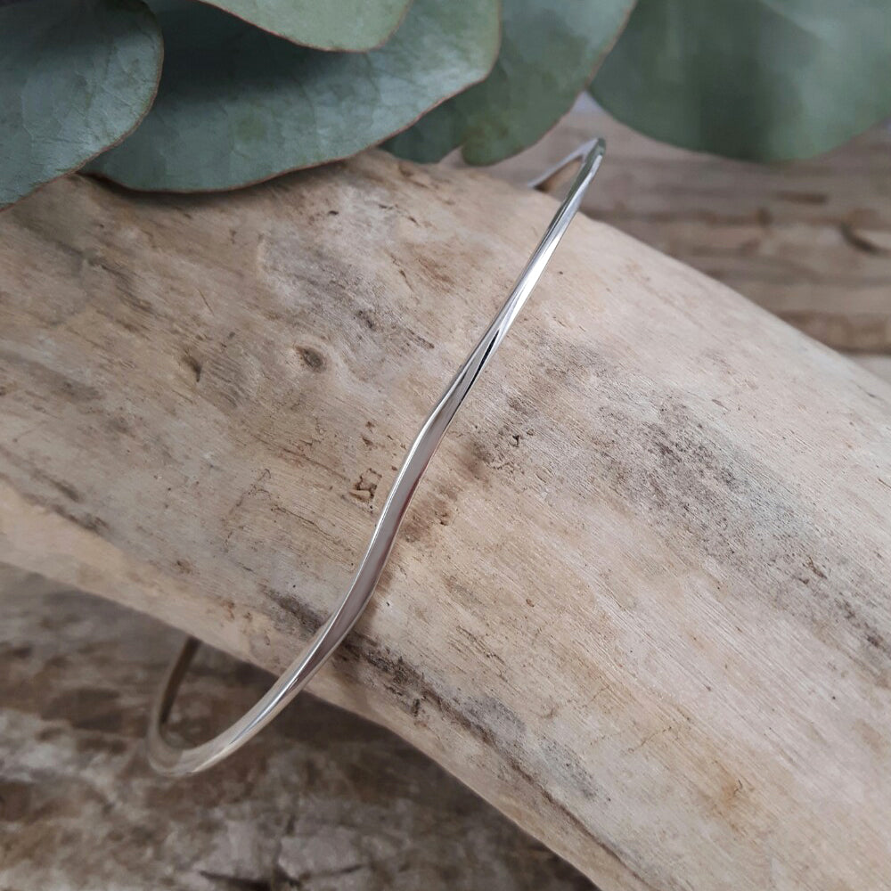 Toro Triangle Polished Silver Bangle