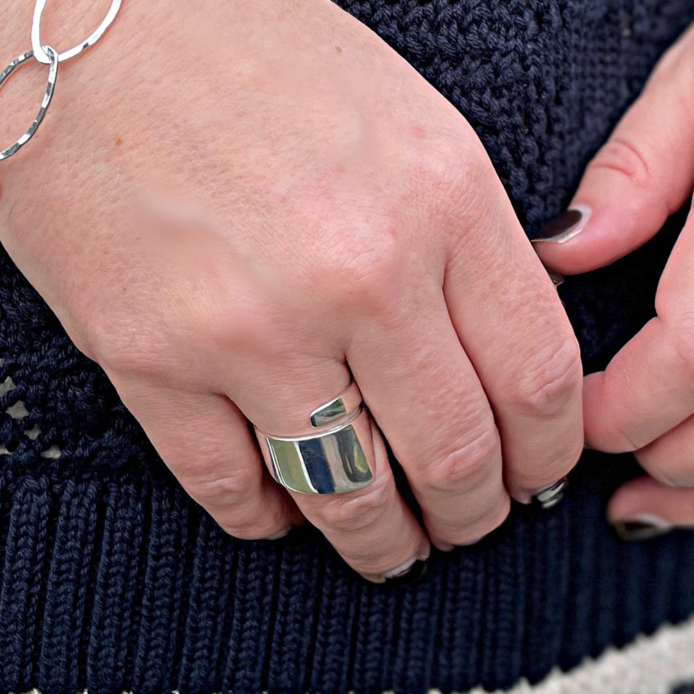 Foresta Divine Polished Ring