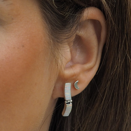Flinder White Drift Stud Earrings