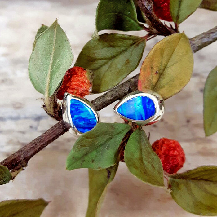 Flinder Droplet Blue Stud Earrings