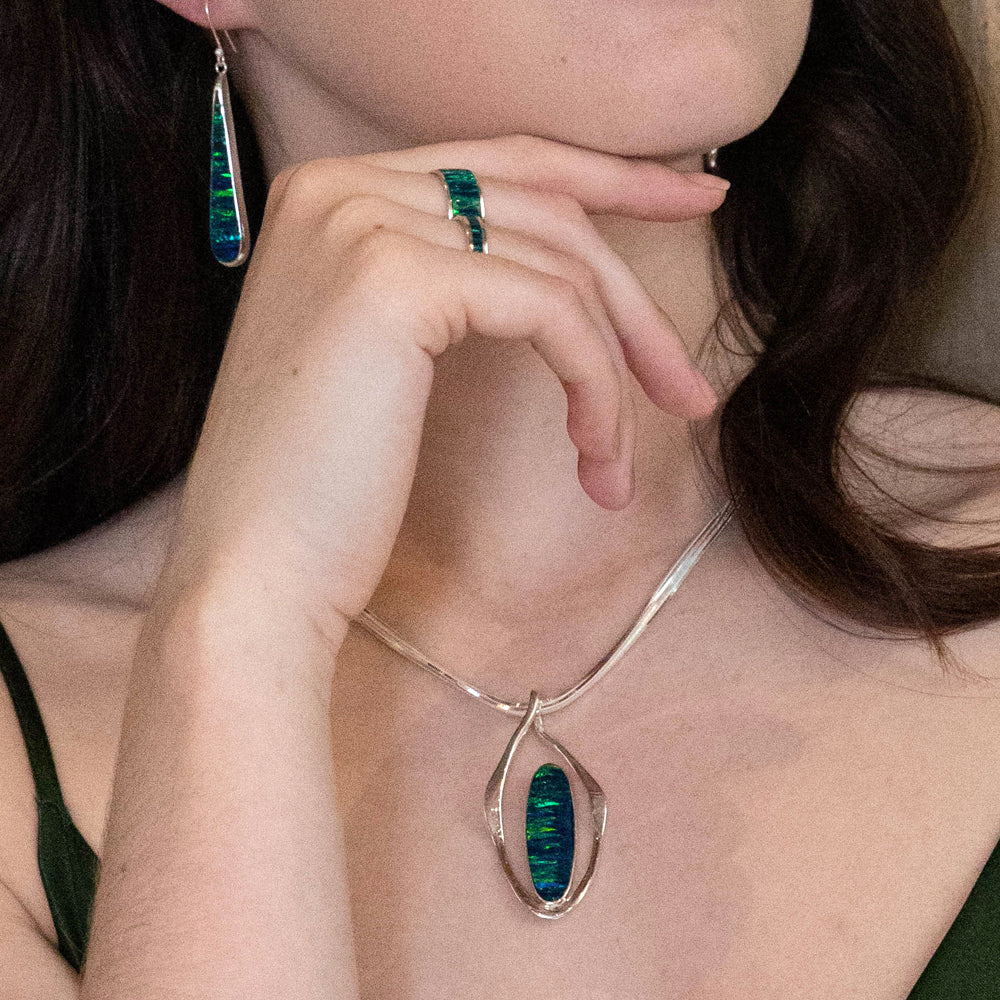 Flinder Emerald Flame Pendant