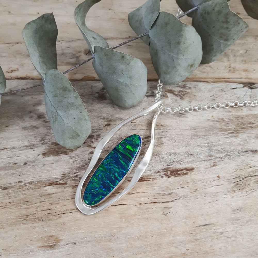 Flinder Emerald Flame Pendant