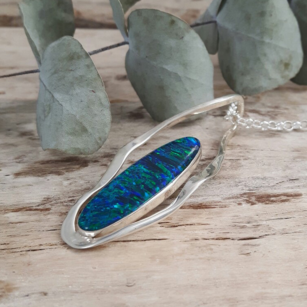 Flinder Emerald Flame Pendant