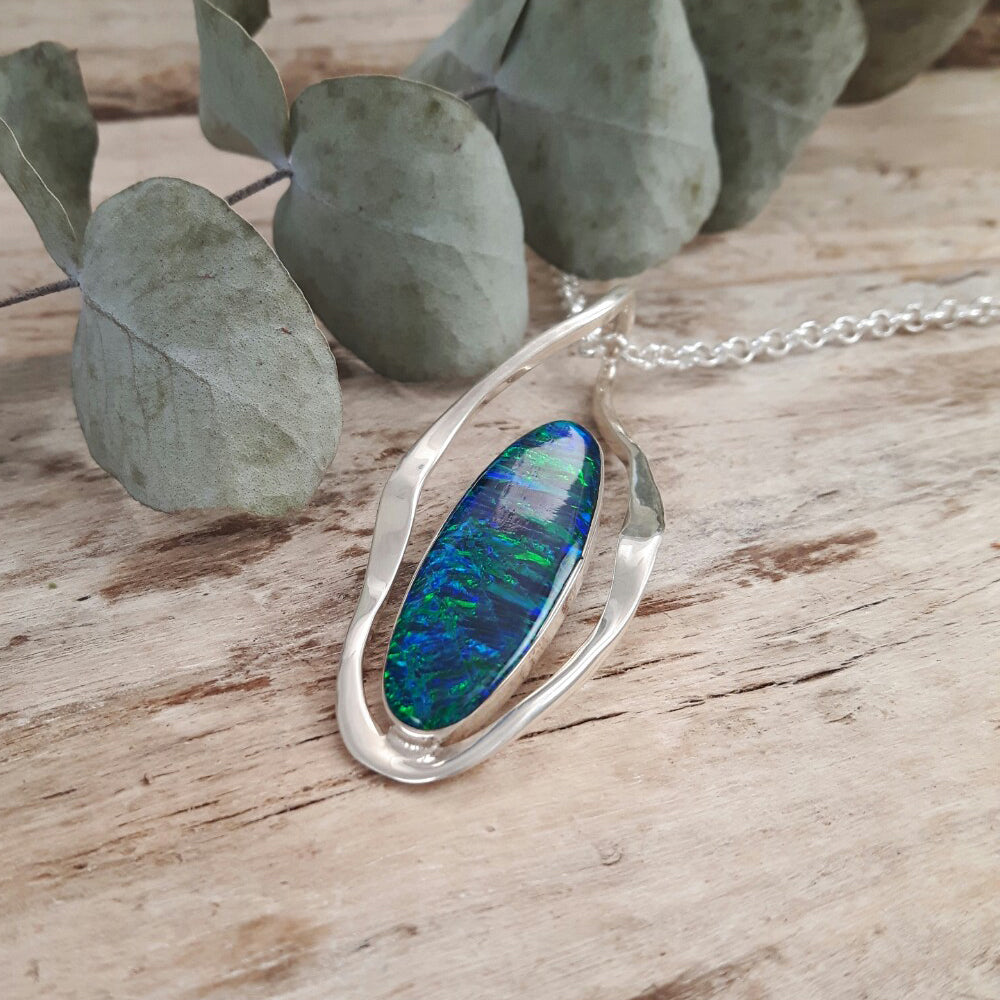 Flinder Emerald Flame Pendant