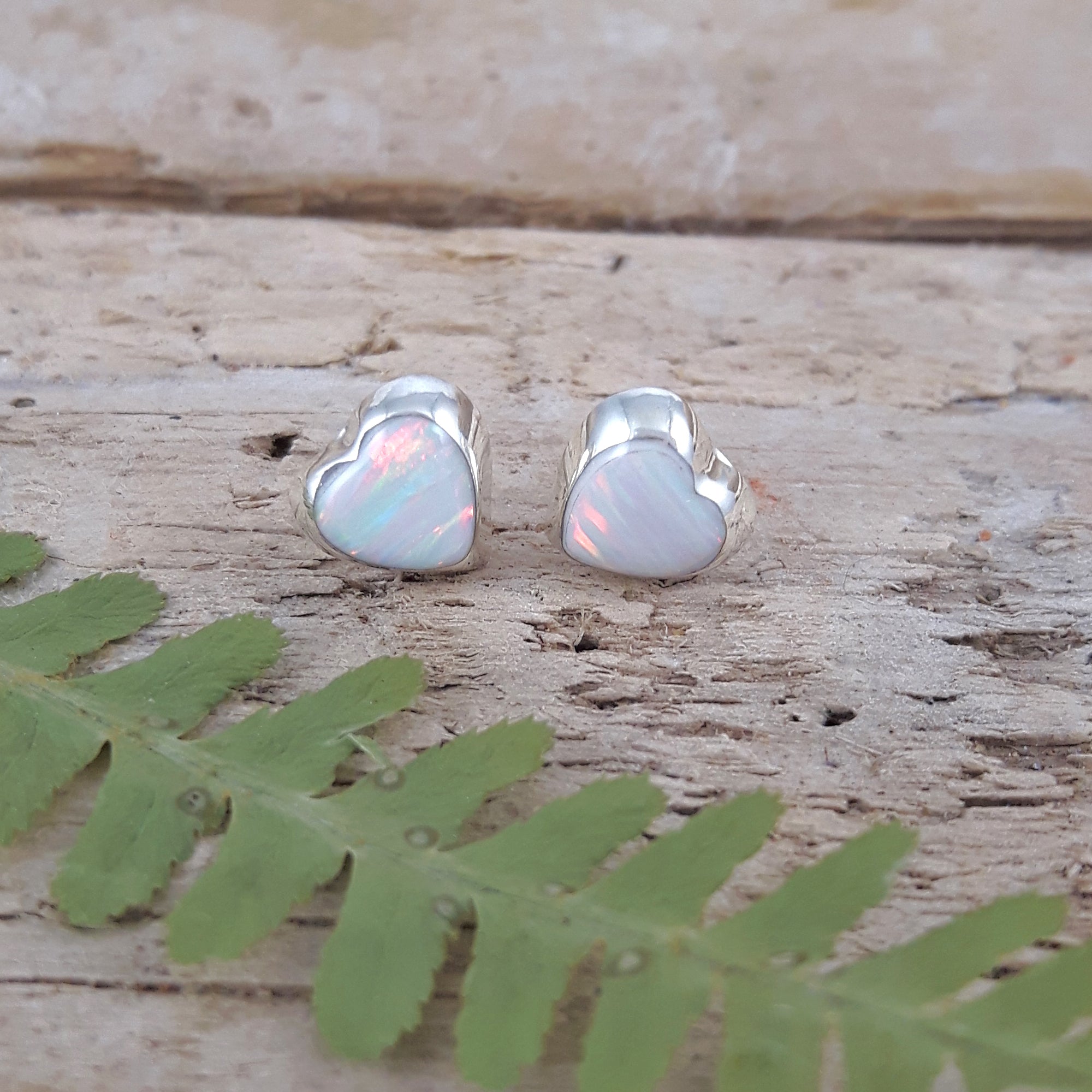Flinder Heart White Small Stud Earrings
