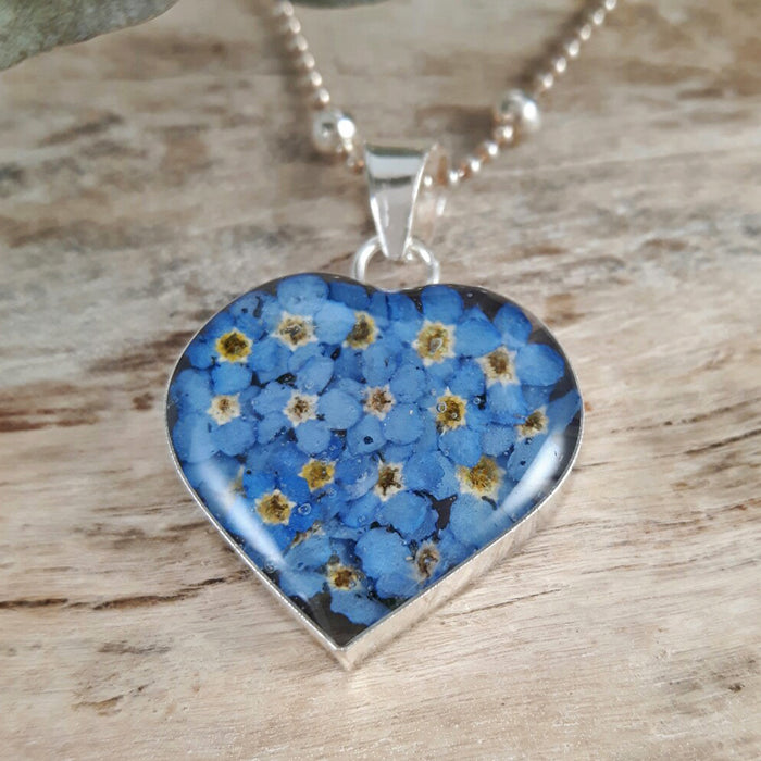 Flores Forget-Me-Not Heart Medium Pendant