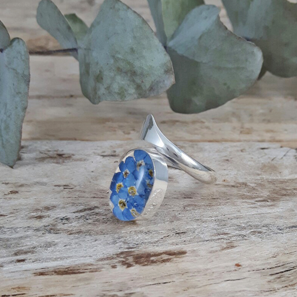 Flores Forget-Me-Not Adjustable Ring