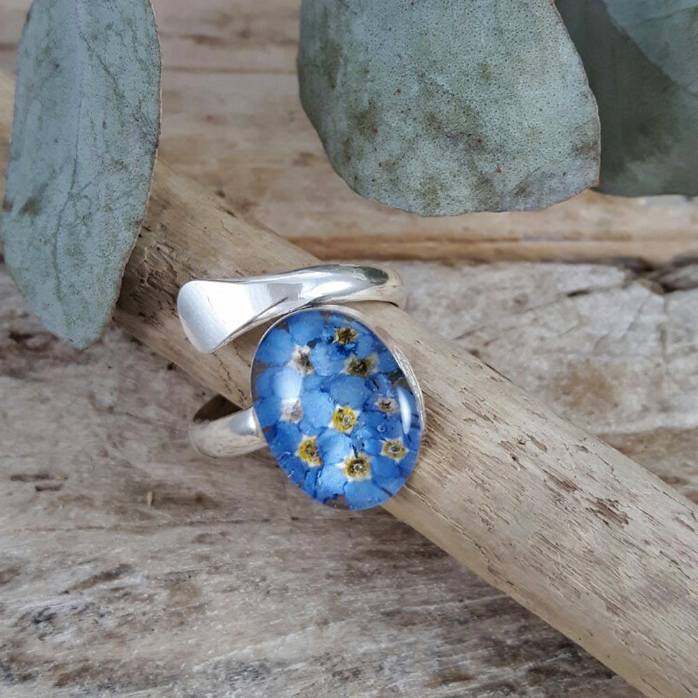 Flores Forget-Me-Not Adjustable Ring