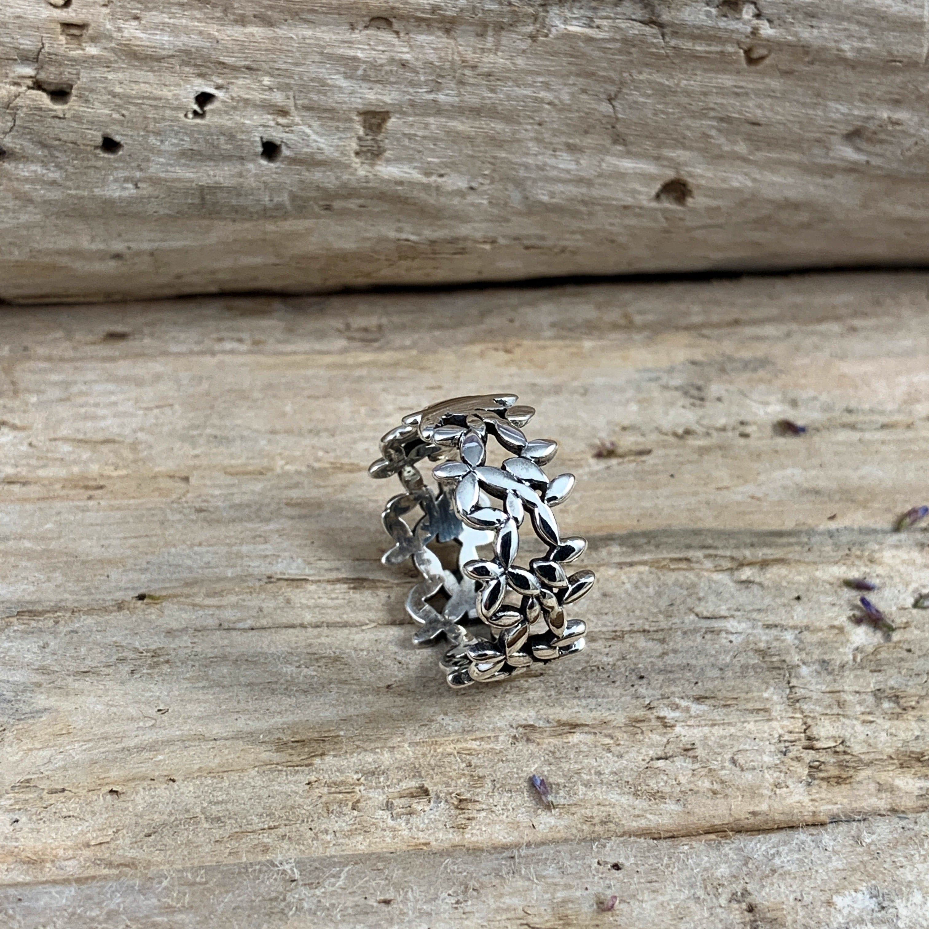 Primavera Polished Ring