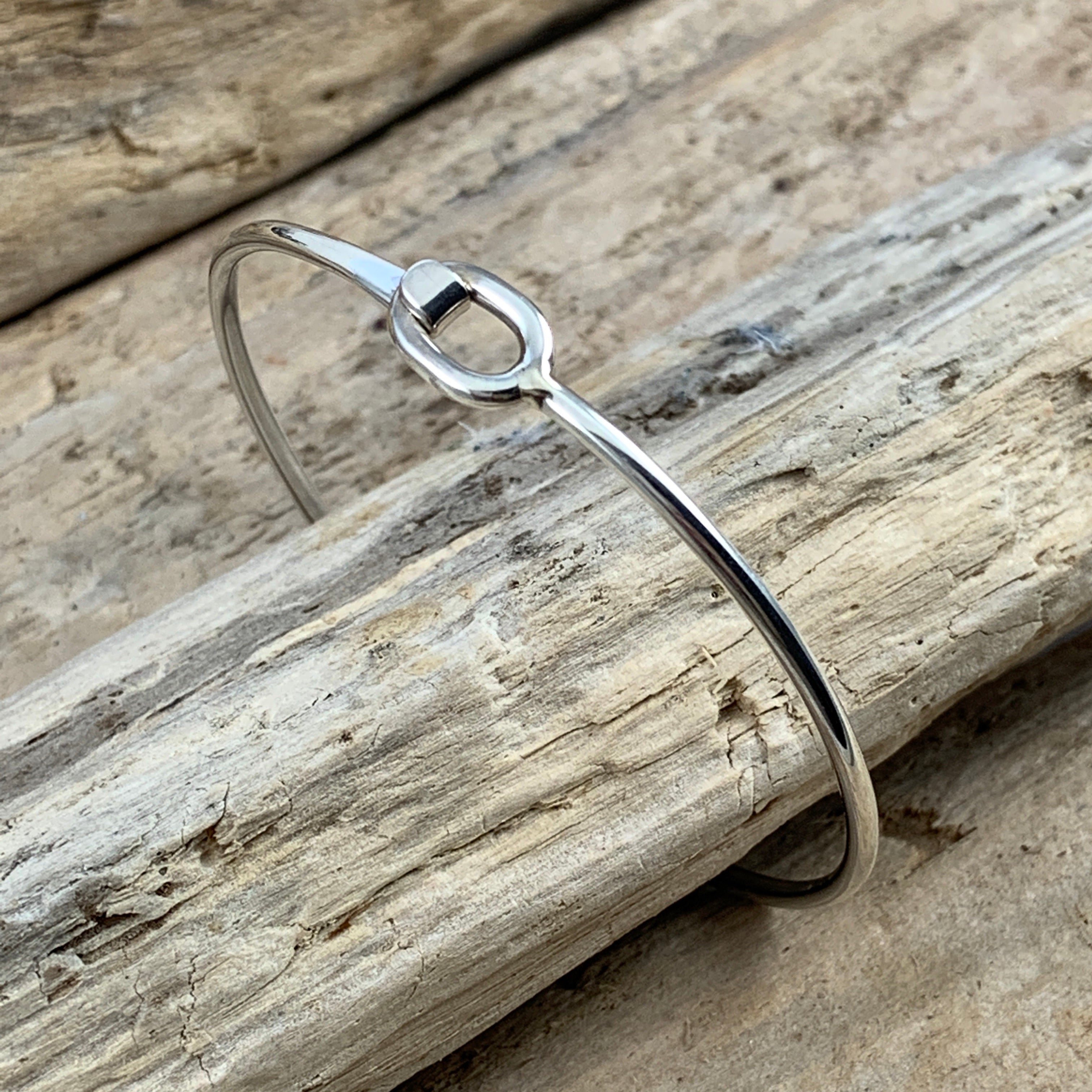 Joy Polished Bangle