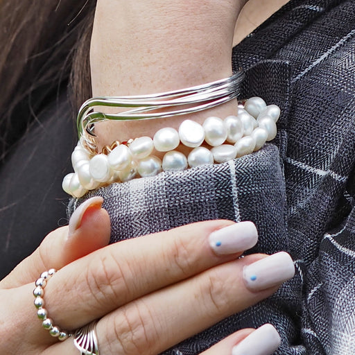 Ella White Pearl Bracelet