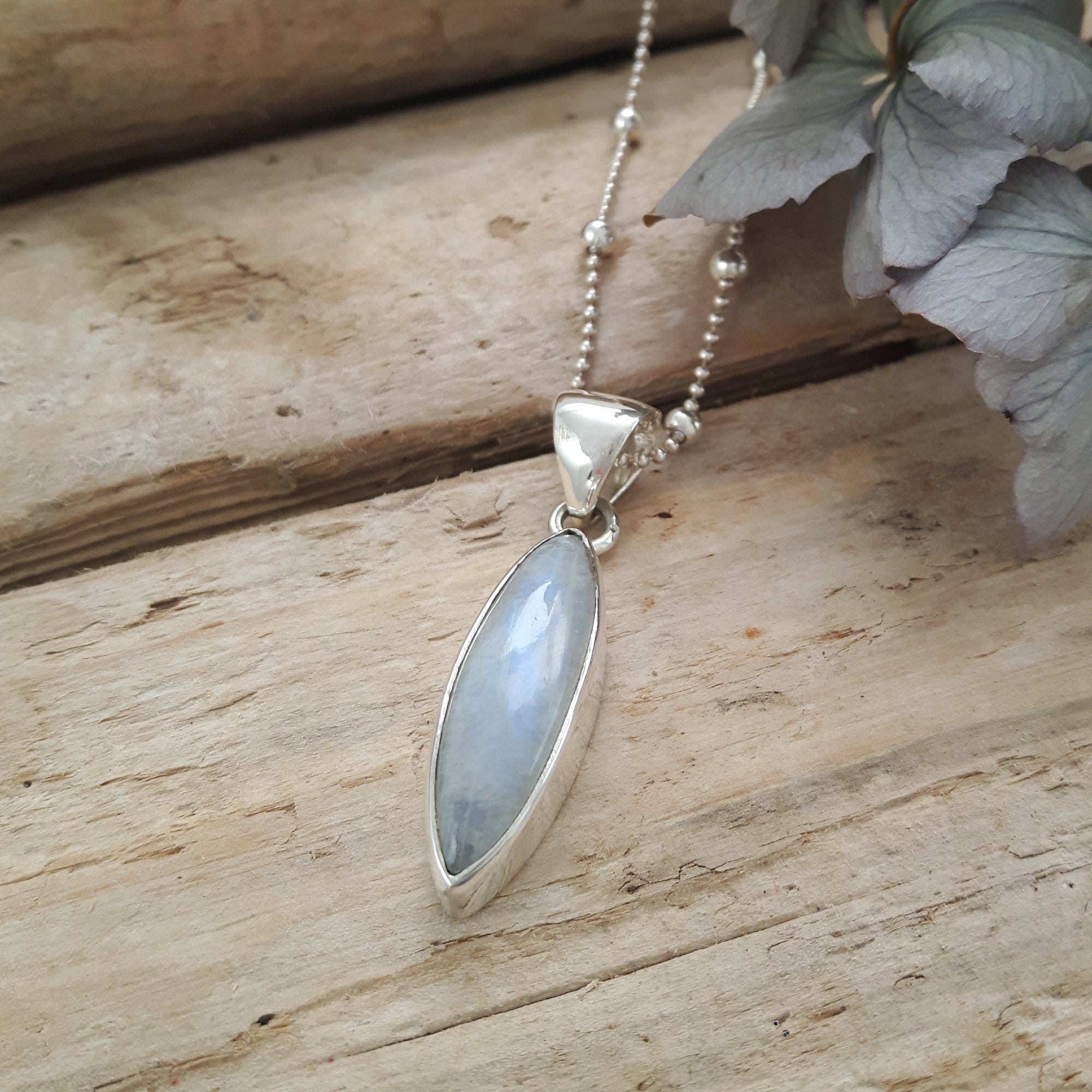 Monet Moonstone Sml Pendant Oval A