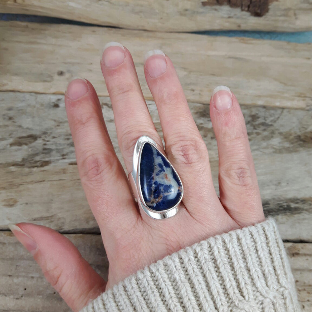 Monet Sodalite Teardrop M Adjustable Ring A