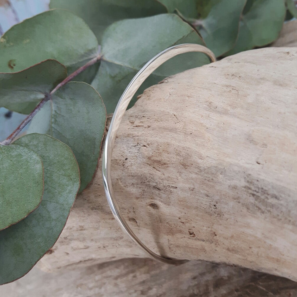 Toro Round Polished Silver Bangle